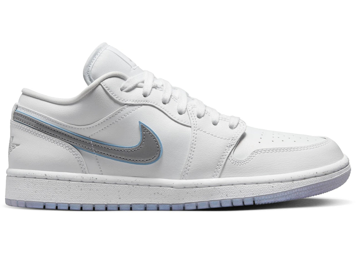 Jordan 1 Low SE Dare to Fly (Women's) - vue secondaire A