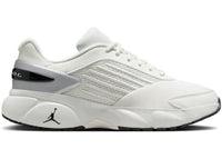Jordan Trunner Flow Summit White Silver Black (Women's)