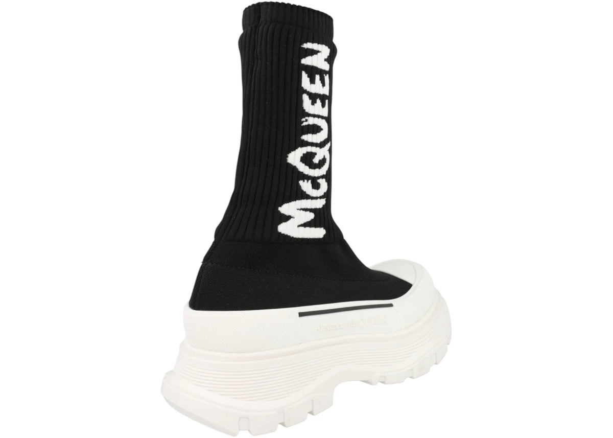 Alexander McQueen Tread Slick Boot Ribbed Black White (Women's) - vue secondaire B