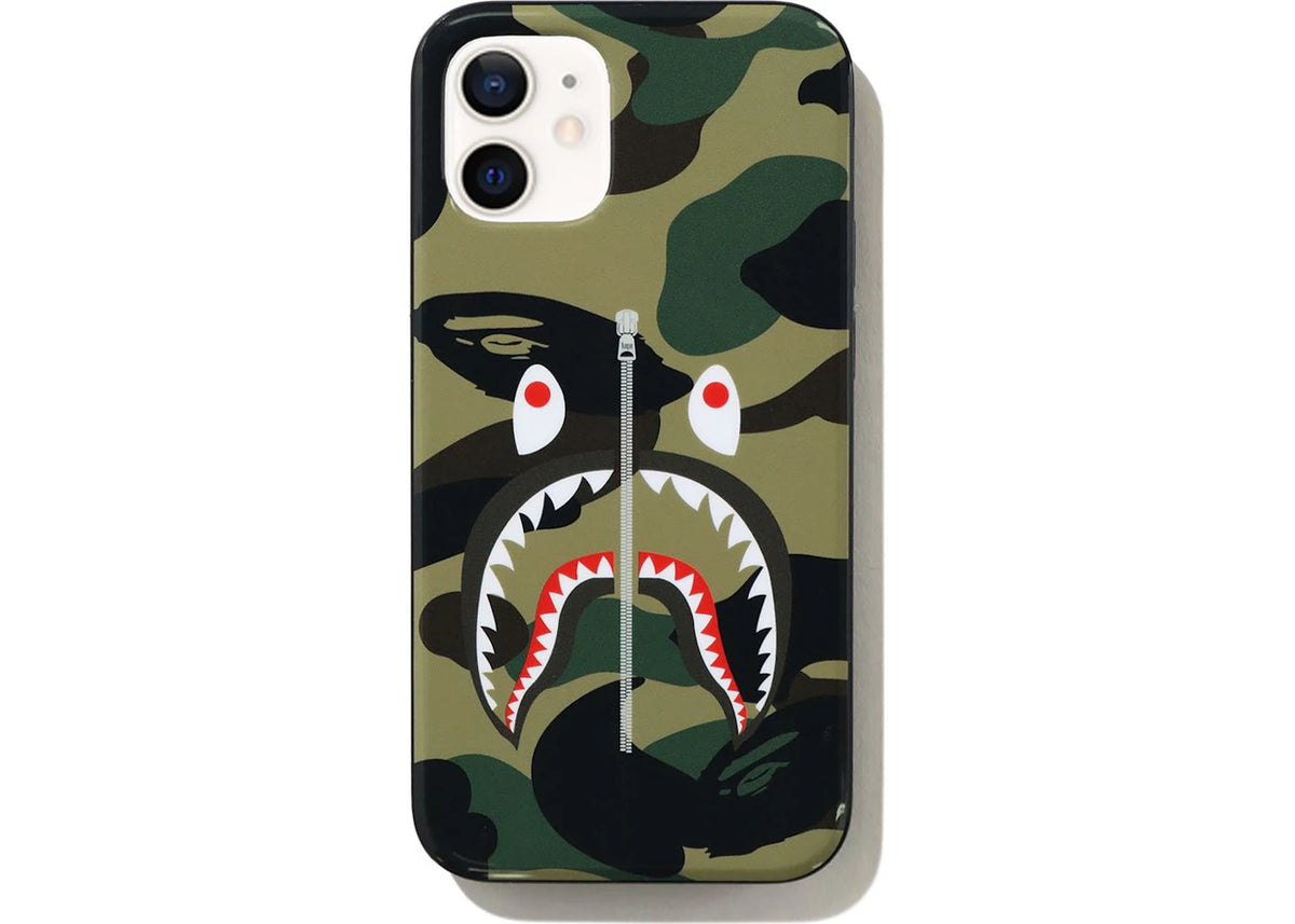 BAPE 1st Camo Shark iPhone 12 Mini Case Green - vue 360
