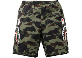 BAPE 1st Camo Side Shark Beach Shorts Green - vue 360