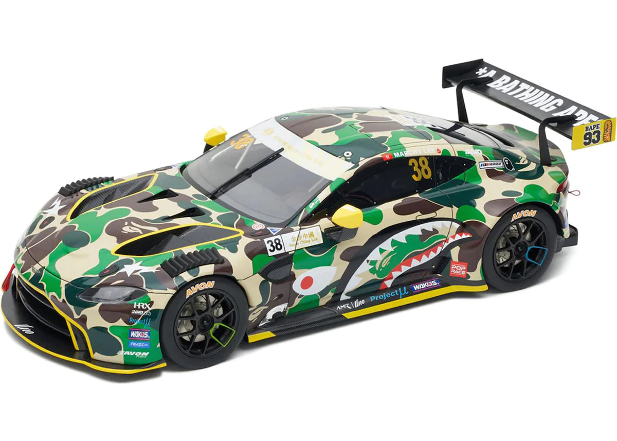 BAPE x Aston Martin GT3 1/18 Model Car Multicolor - vue secondaire A