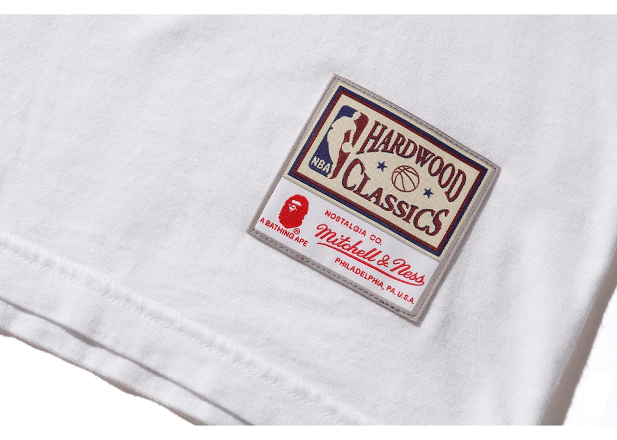 BAPE x Mitchell & Ness Knicks Tee White - vue secondaire B