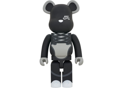 Bearbrick Nike SB 1000% Black - product view 2