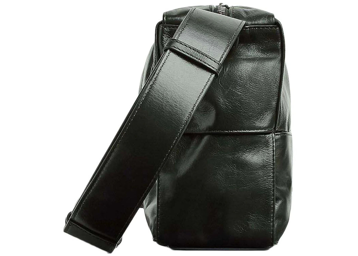 Bottega Veneta Medium Arco Camera Bag Dark Green - vue secondaire B