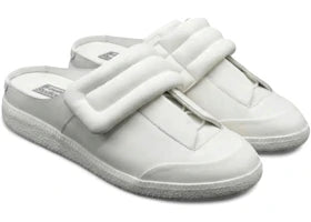 Bravest Studios 2016 Clogs White