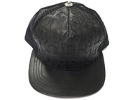 Chrome Hearts Cemetary Cross Trucker Hat aus Leder mit Naht, Schwarz