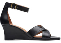 Clarks Cielo Charm Black Leather (Women's)