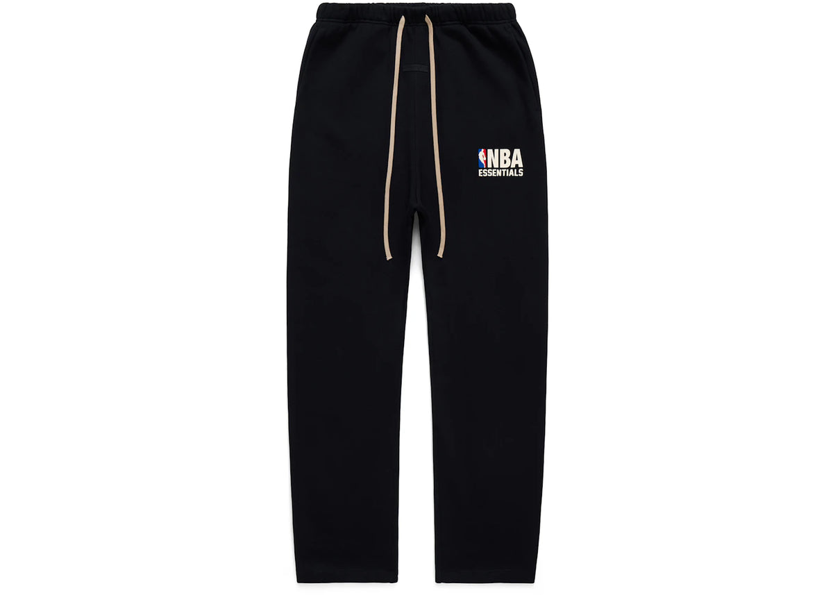 Fear of God Essentials NBA Relaxed Sweatpant Schwarz - vue 360