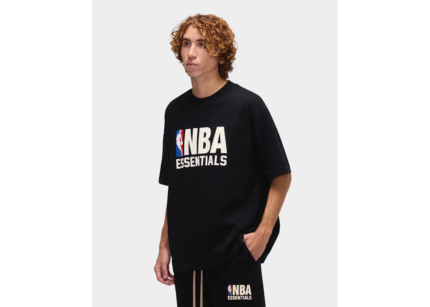 Fear of God Essentials NBA Tee Black - vue secondaire B
