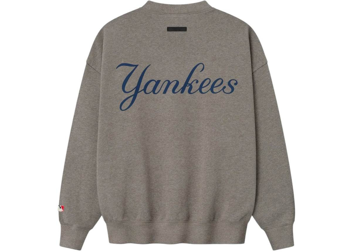 Fear of God Essentials Yankees Sport Crewneck Homestead Heather - vue secondaire A