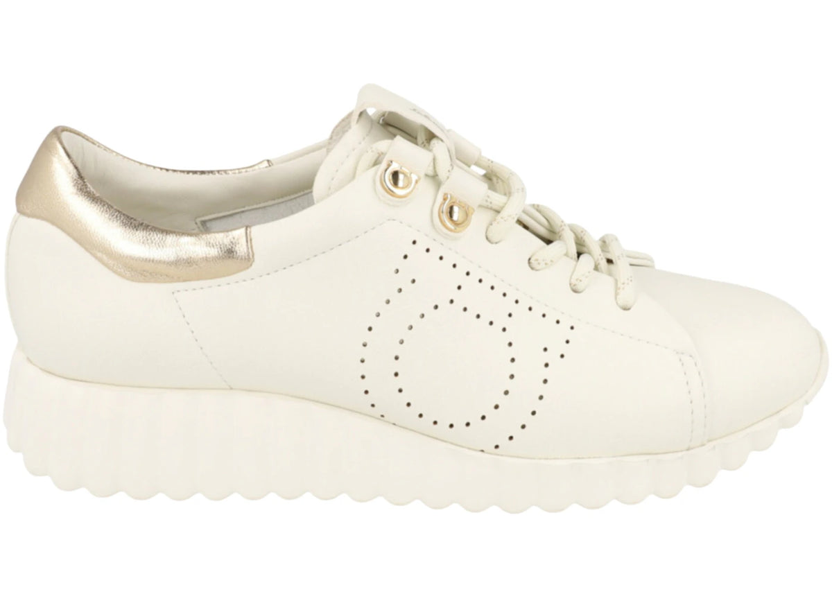 Ferragamo Ninfa White (Women's) - vue 360
