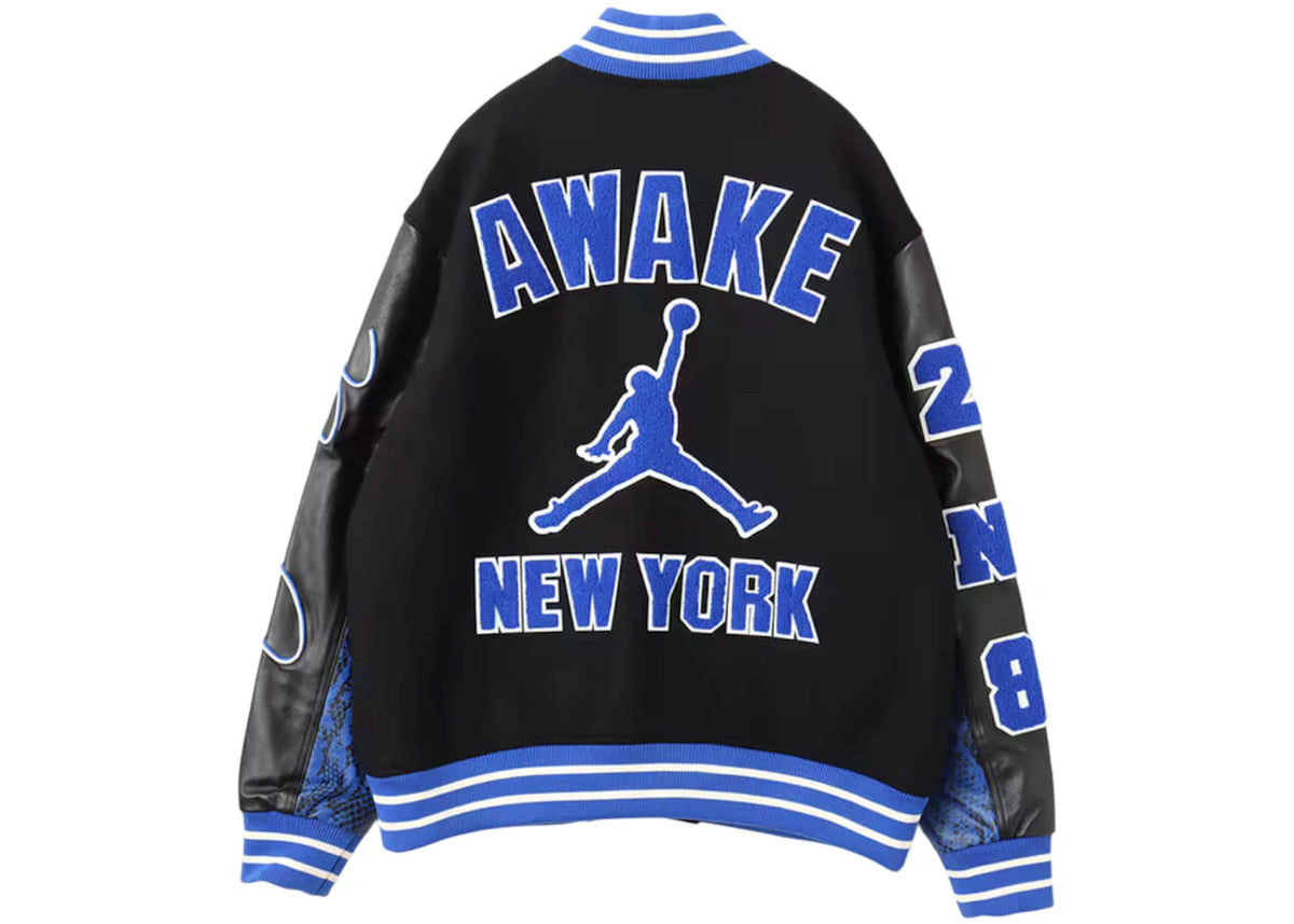 Jordan x Awake NY Varsity Jacke Schwarz/Game Royal - vue secondaire B
