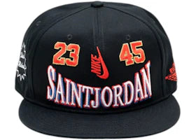 Jordan x Saint Mxxxxxx Pro Cap Black/Challenge Red - vue 360