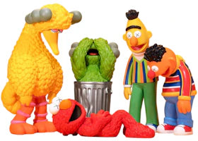 KAWS & Sesame Street Vinyl Figures Set of 5 - vue 360