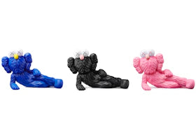 KAWS TIME OFF Vinyl Figure Set Blue/Black/Pink - vue 360