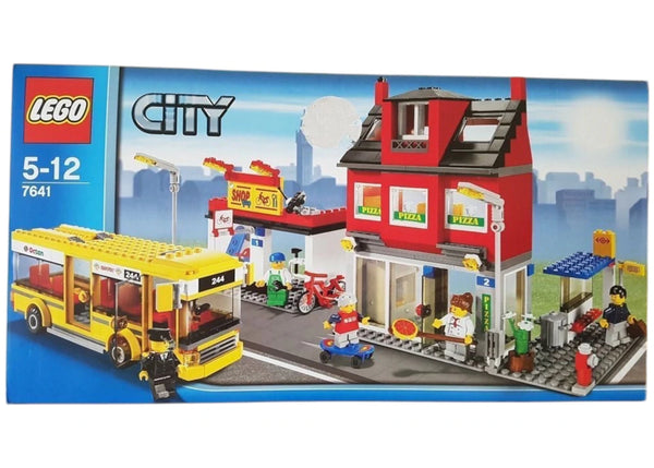 LEGO City Corner Set 7641 - authentic LEGO building set