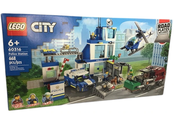 LEGO City Police Station Set 60316 - authentic LEGO building set