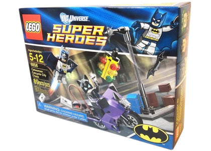 LEGO DC Universe Super Heroes Catwoman Catcycle City Chase Set 6858 - authentic LEGO building set