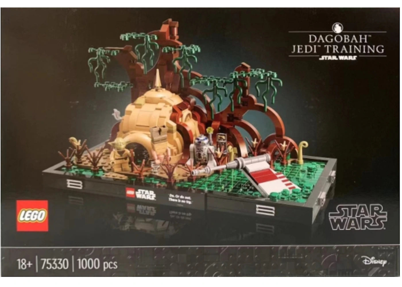 LEGO Star Wars Dagobah Jedi Training Diorama Set 75330 - vue 360