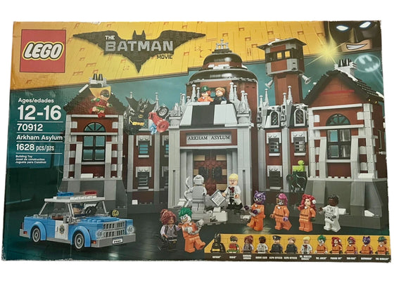 LEGO The Lego Batman Movie Arkham Asylum Set 70912 - authentic LEGO building set
