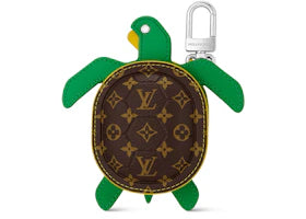 Louis Vuitton LV Turtle Pouch Bag Charm Brown - vue 360