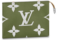 Louis Vuitton Kosmetiktasche 26 Monogram Giant Khaki