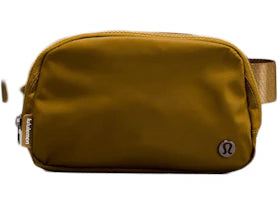 Lululemon Everywhere Gürteltasche Umhängetasche Gebranntes Karamell - vue secondaire B