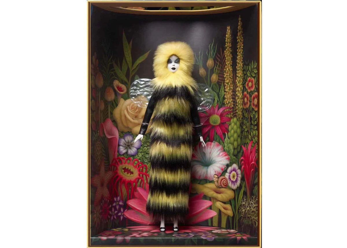 Mattel Barbie Bee Mark Ryden x Barbie Doll - vue secondaire A