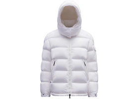 Moncler Women's Maire Short Down Jacket Glossy Off White