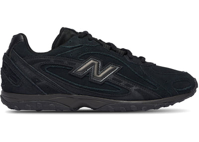 New Balance 204L Triple Black