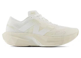 New Balance FuelCell Rebel v4 White Linen (Women's) - vue 360