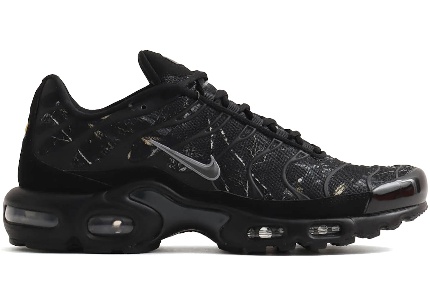 Nike Air Max Plus Black Wood Camo - vue 360