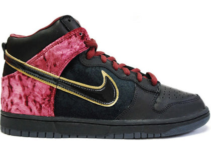 Nike Dunk High Premium SB Bloody Sunday sneakers - authentic streetwear shoes