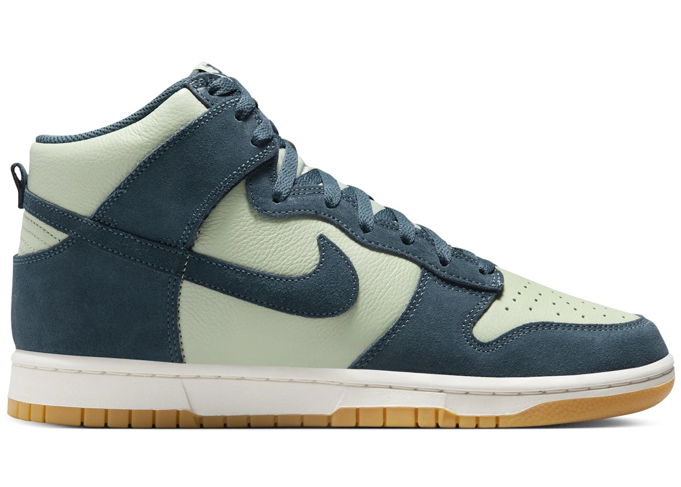 Nike Dunk High Retro SE Jade Horizon Phantom Gum Yellow Armory Navy sneakers - authentic Nike shoes