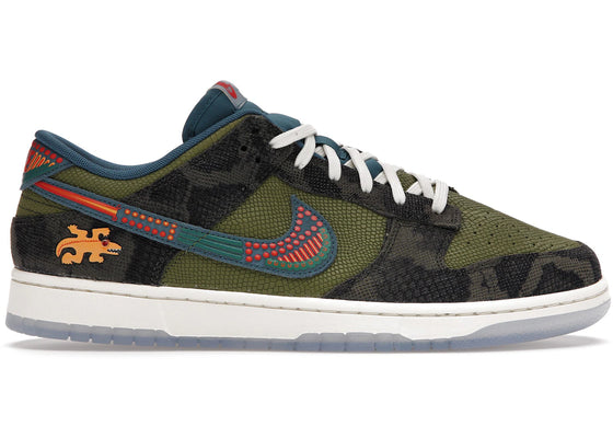 Nike Dunk Low Siempre Familia sneakers - authentic streetwear shoes
