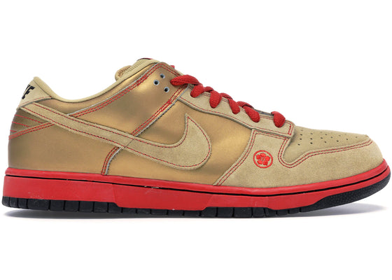 Nike SB Dunk Low Money Cat sneakers - authentic streetwear shoes