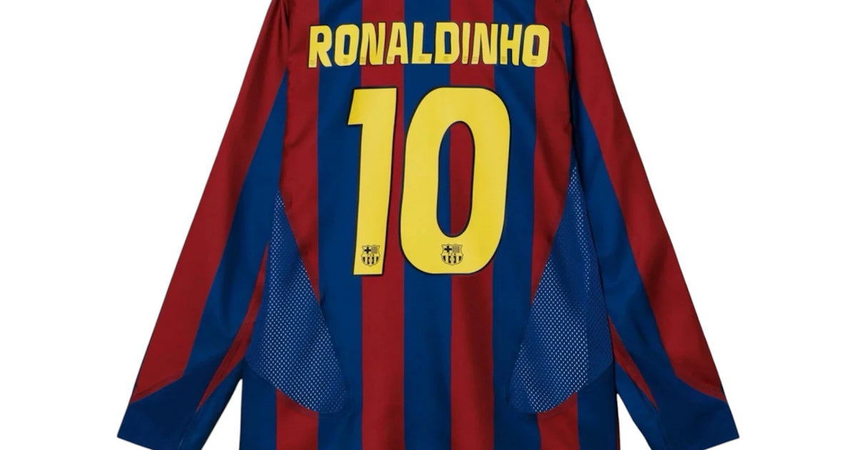 Nike FC Barcelona Re-Issue 2005/06 Ronaldinho #10 Home Jersey 