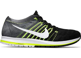 Nike Flyknit Streak Black Volt