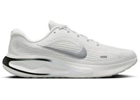 Nike Journey Run Summit White Black Silver