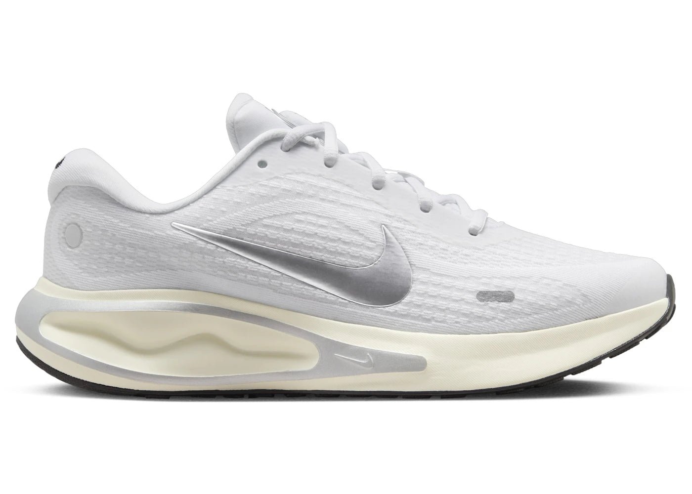 Nike Journey Run White Platinum Tint Coconut Milk Metallic Silver (Women's) - vue 360