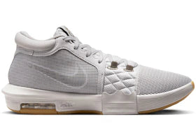 Nike LeBron Witness 8 Light Iron Ore Gum - vue 360