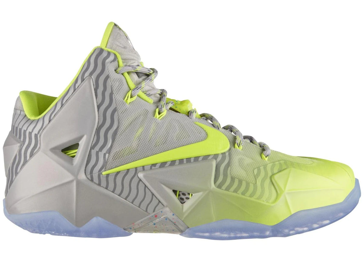 Nike LeBron 11 Maison Luster Volt - vue secondaire A