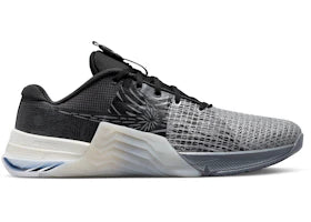 Nike Metcon 8 AMP Dark Smoke Grey - vue 360