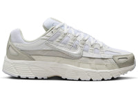 Nike P-6000 Weiß Segelgrün Grau