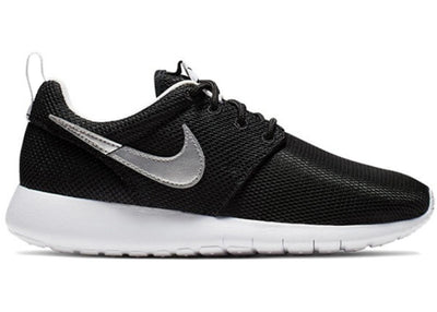 Nike Roshe One Black Metallic Silver (GS)