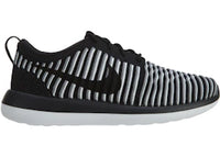 Nike Roshe Two Flyknit Black Black White (Women's)