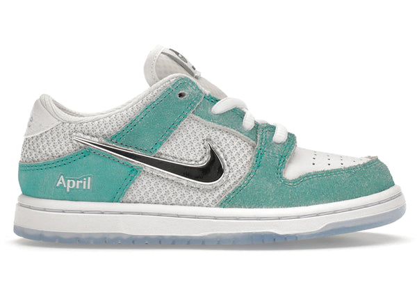 Nike SB Dunk Low April Skateboards (TD) sneakers - authentic streetwear shoes