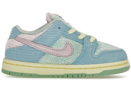 Nike SB Dunk Low Verdy Visty (TD) - authentic Nike sneakers