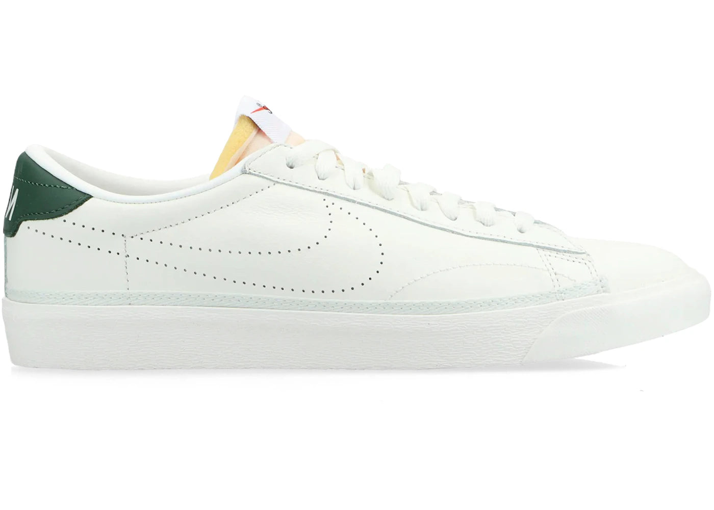 Nike Tennis Classic Sail Fir Team Orange - vue 360